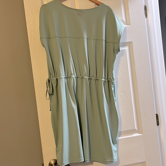 Columbia dress - Picture 4 of 5